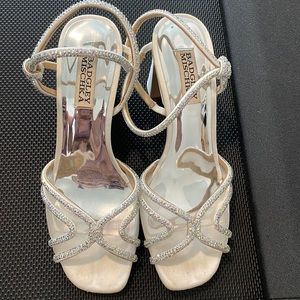 Size 7 white wedding heels